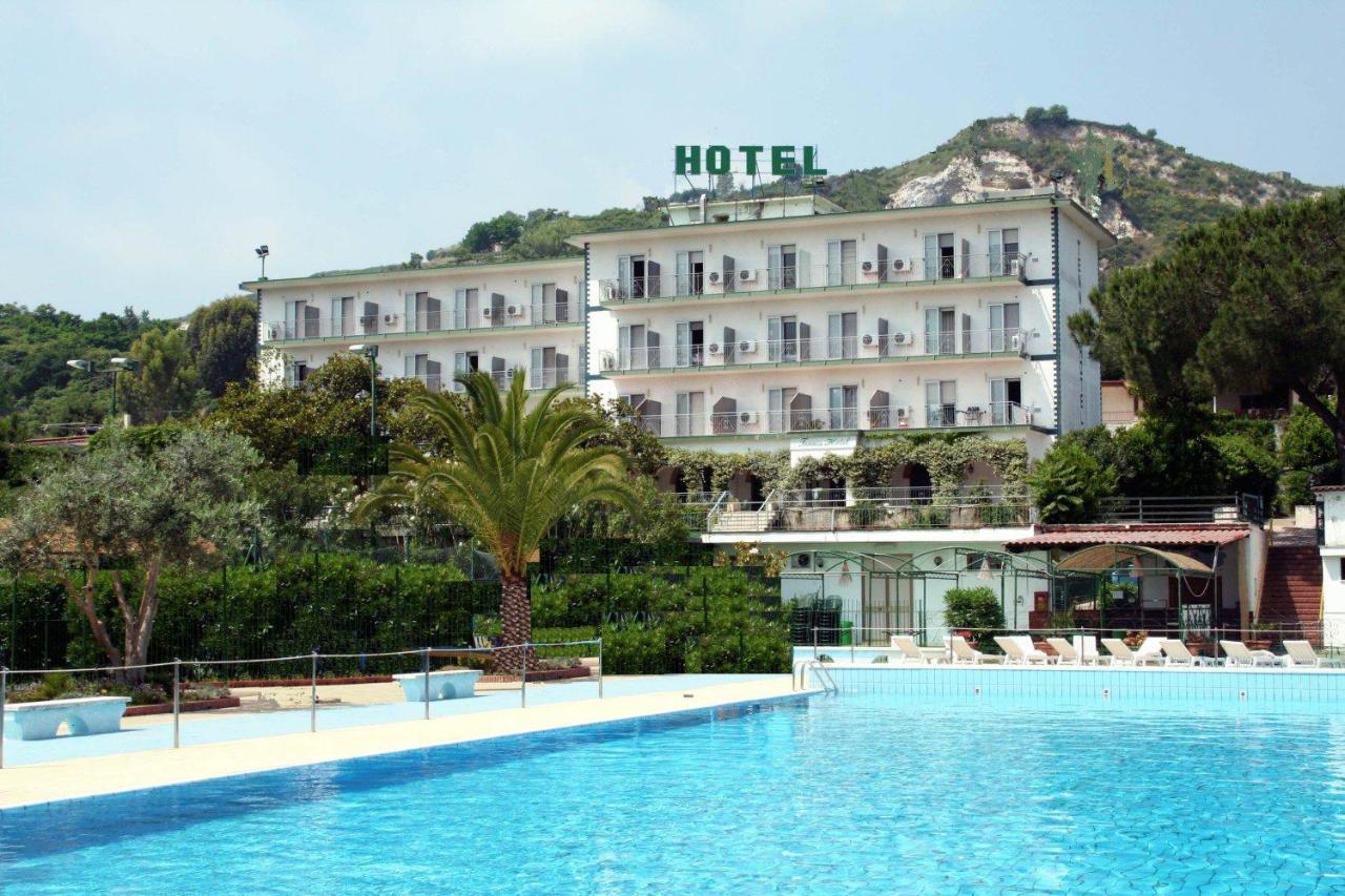 Tennis Hotel Pozzuoli Dış mekan fotoğraf